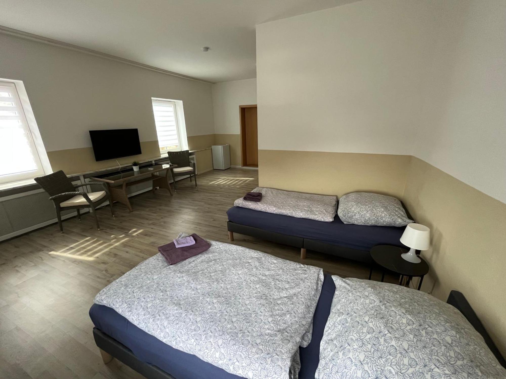 Doppelzimmer Mit Bad- Fernseher Meine Dış mekan fotoğraf